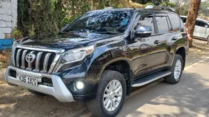 Toyota Land Cruiser Prado 2014