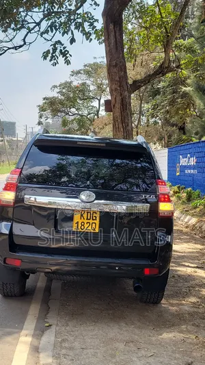 Toyota Land Cruiser Prado 2014