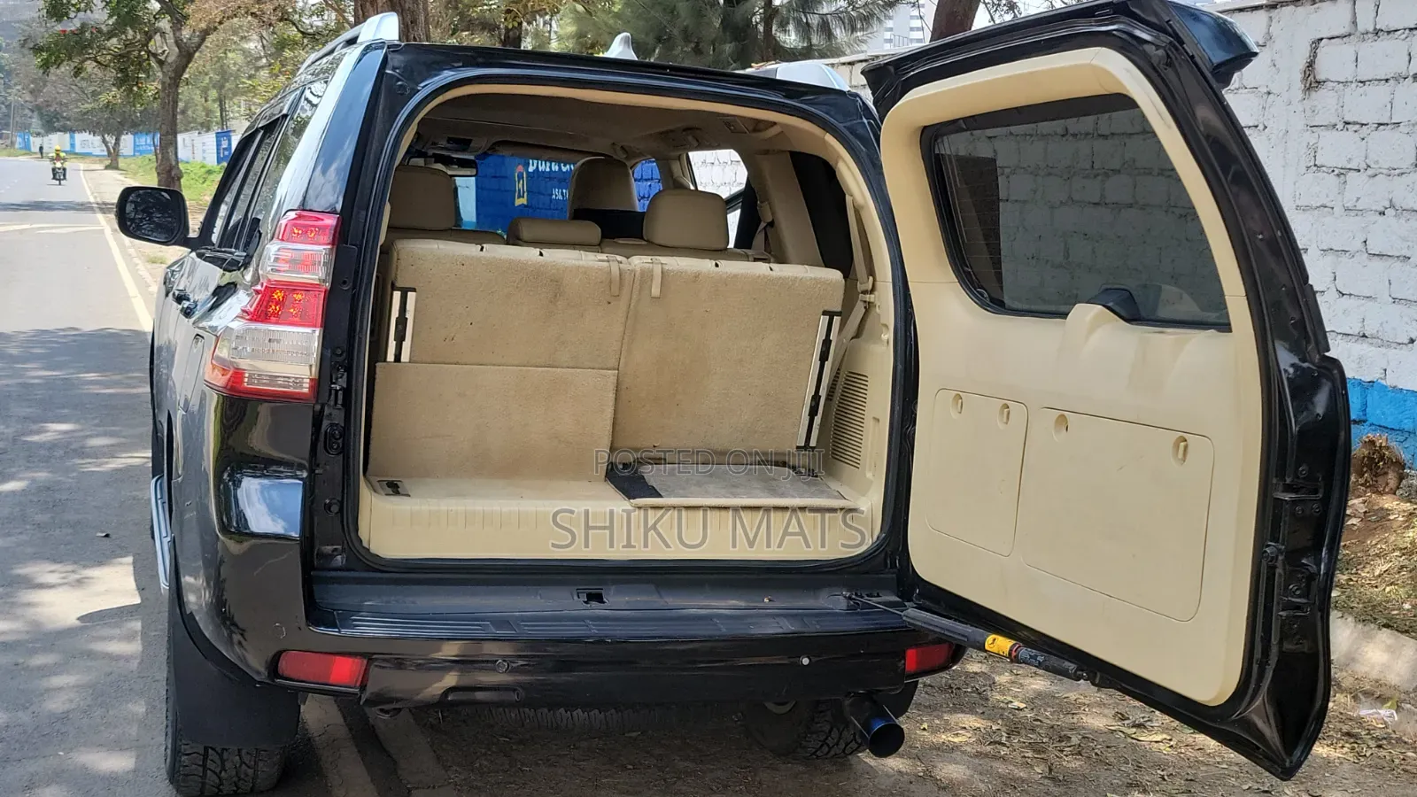 Toyota Land Cruiser Prado 2014
