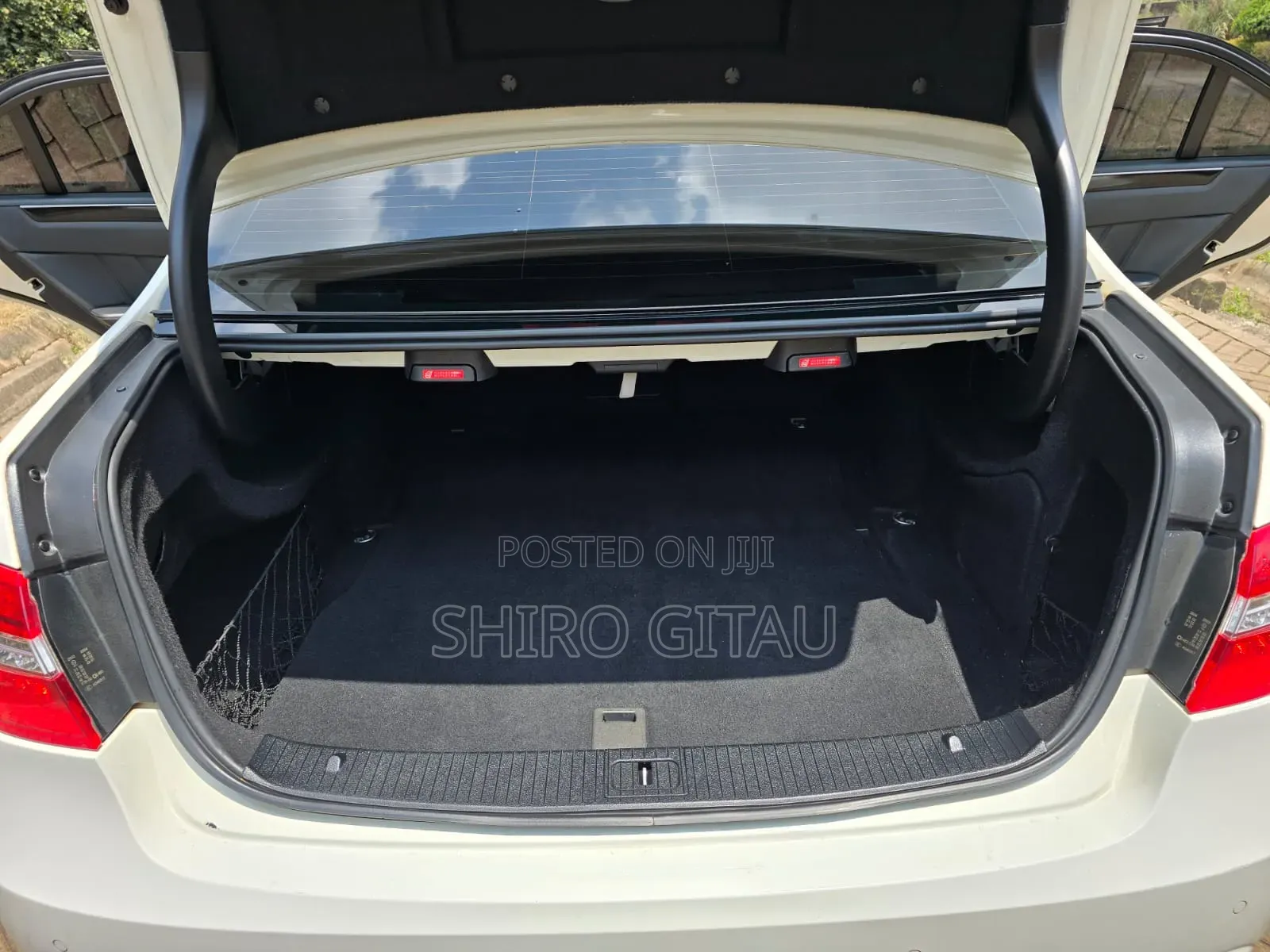 Mercedes-Benz E250 2013 White