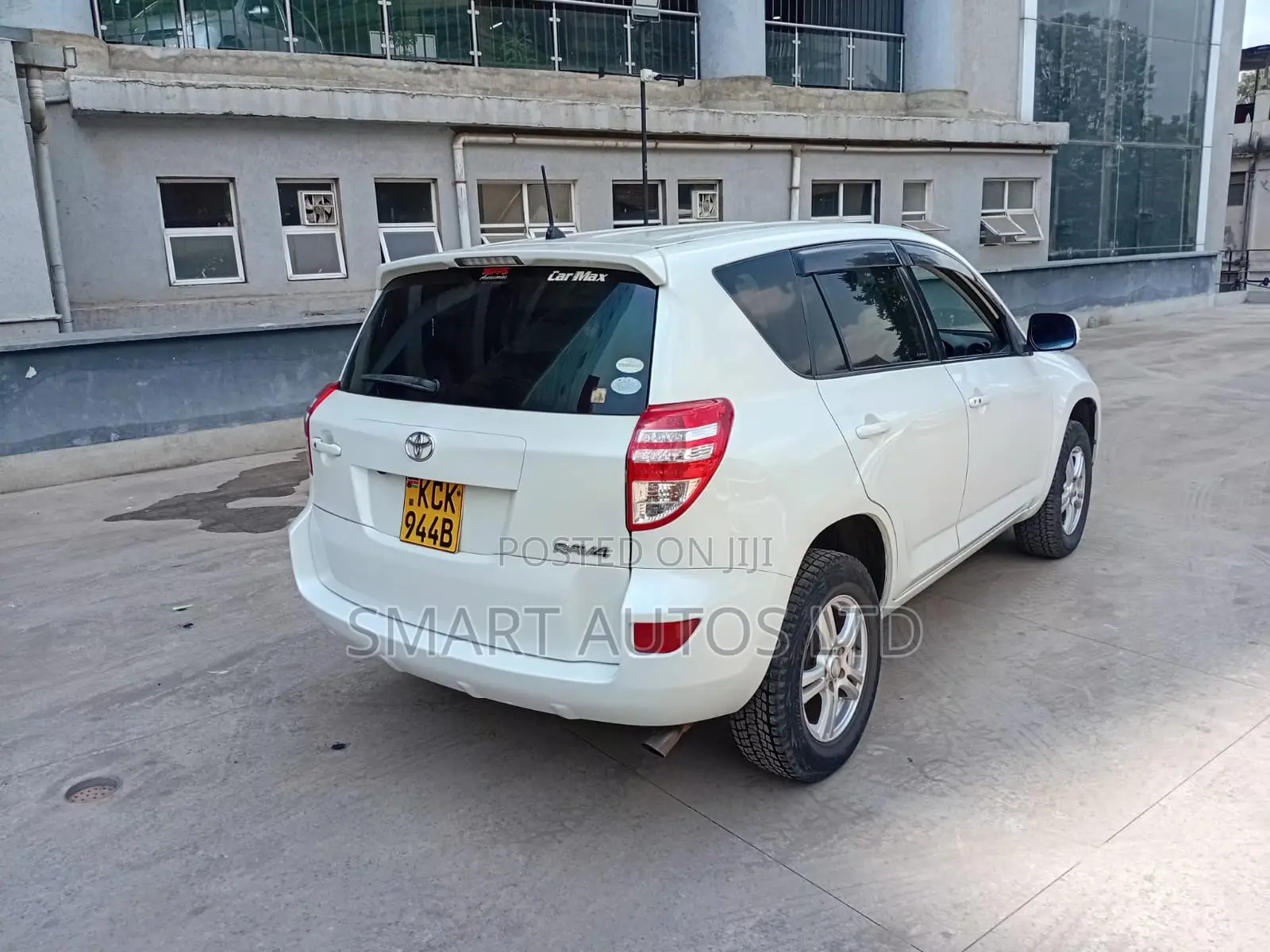 Toyota RAV4 2009 Off white