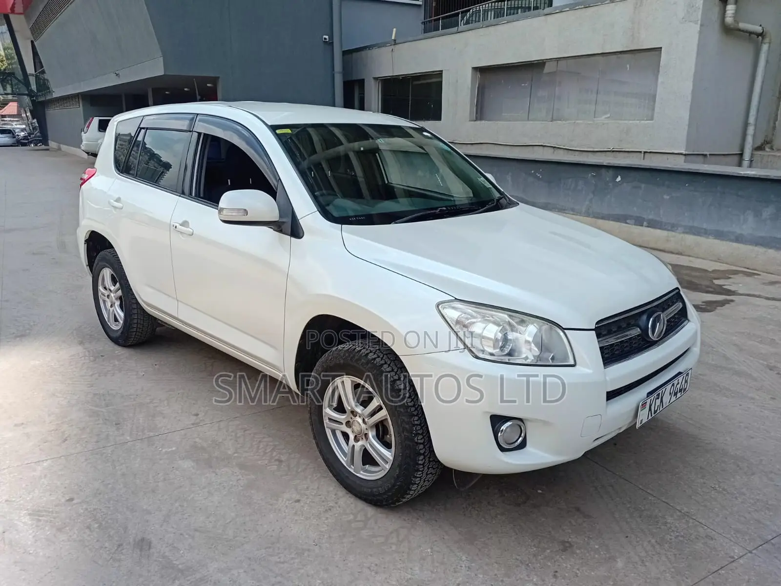 Toyota RAV4 2009 Off white
