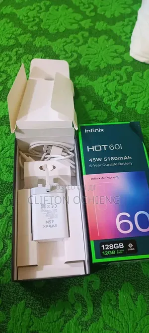 New Infinix Hot 60i 128 GB Graphite