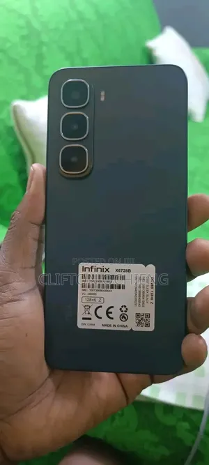 New Infinix Hot 60i 128 GB Graphite