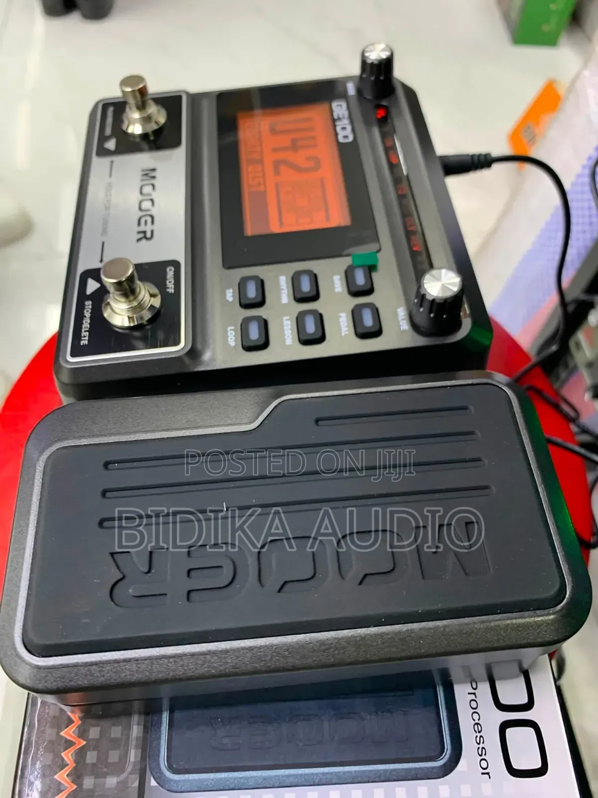 Mooer GE100 Guitar Multi-Effects Processor