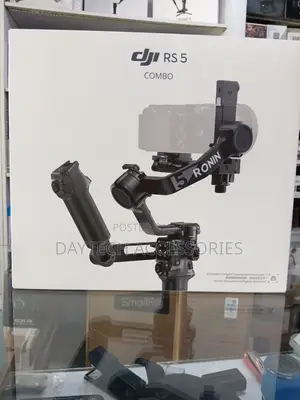 DJI RS 5 Gimbal Combo Kit With AI Tracking Module Briefcase Handle