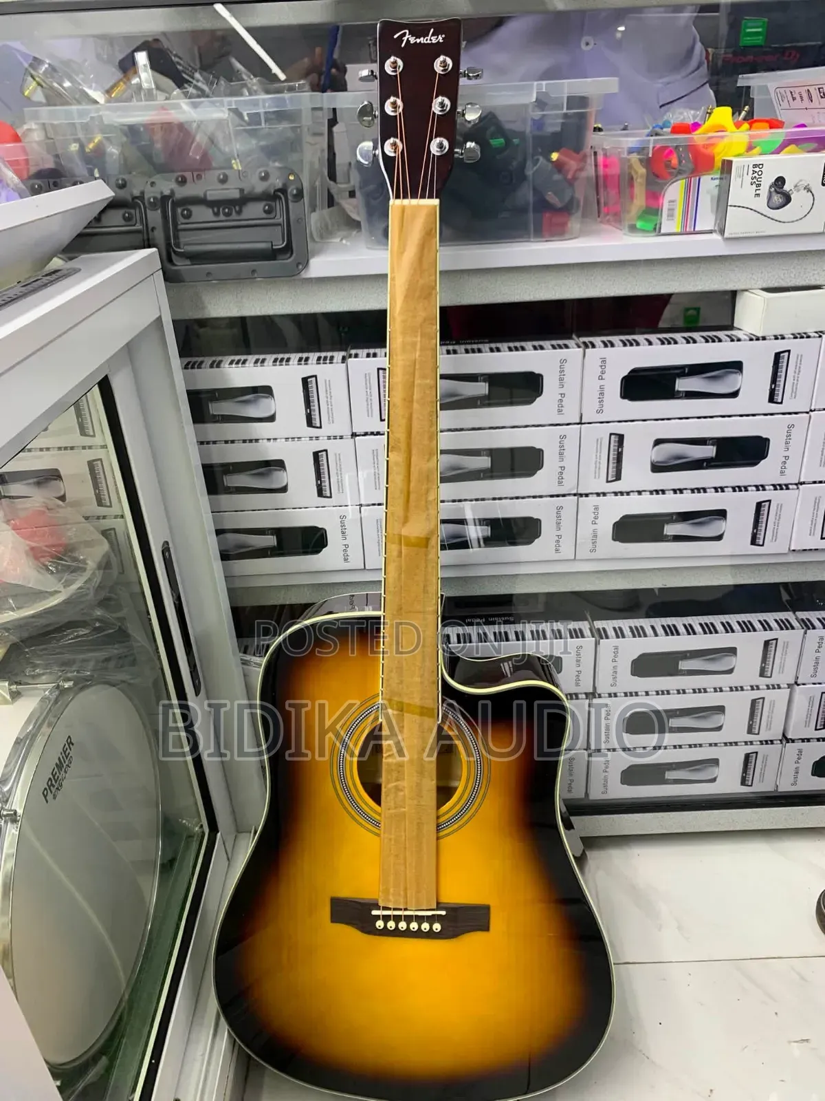 Fender CD-60SCE Dreadnought Cutaway Acoustic-Electric Guitar