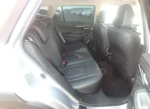 Subaru Outback 2022 Silver