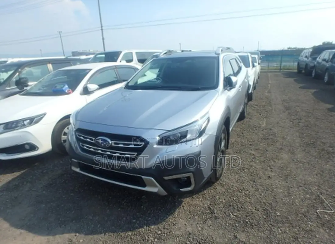 Subaru Outback 2022 Silver
