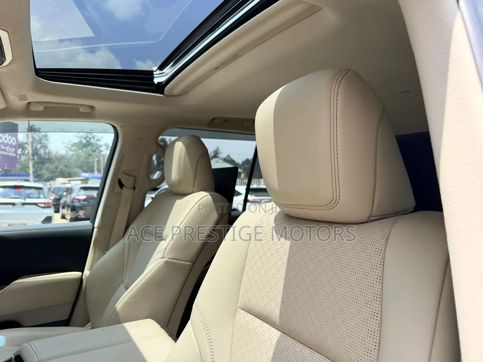 Toyota Land Cruiser 2023 White