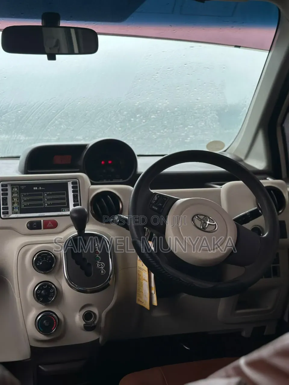 Toyota Porte 2015 Pearl