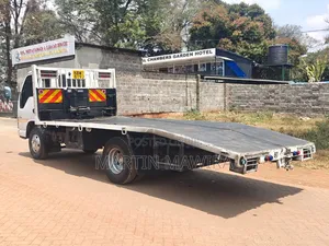 Isuzu NLR Recovery Lorry 2014 White 