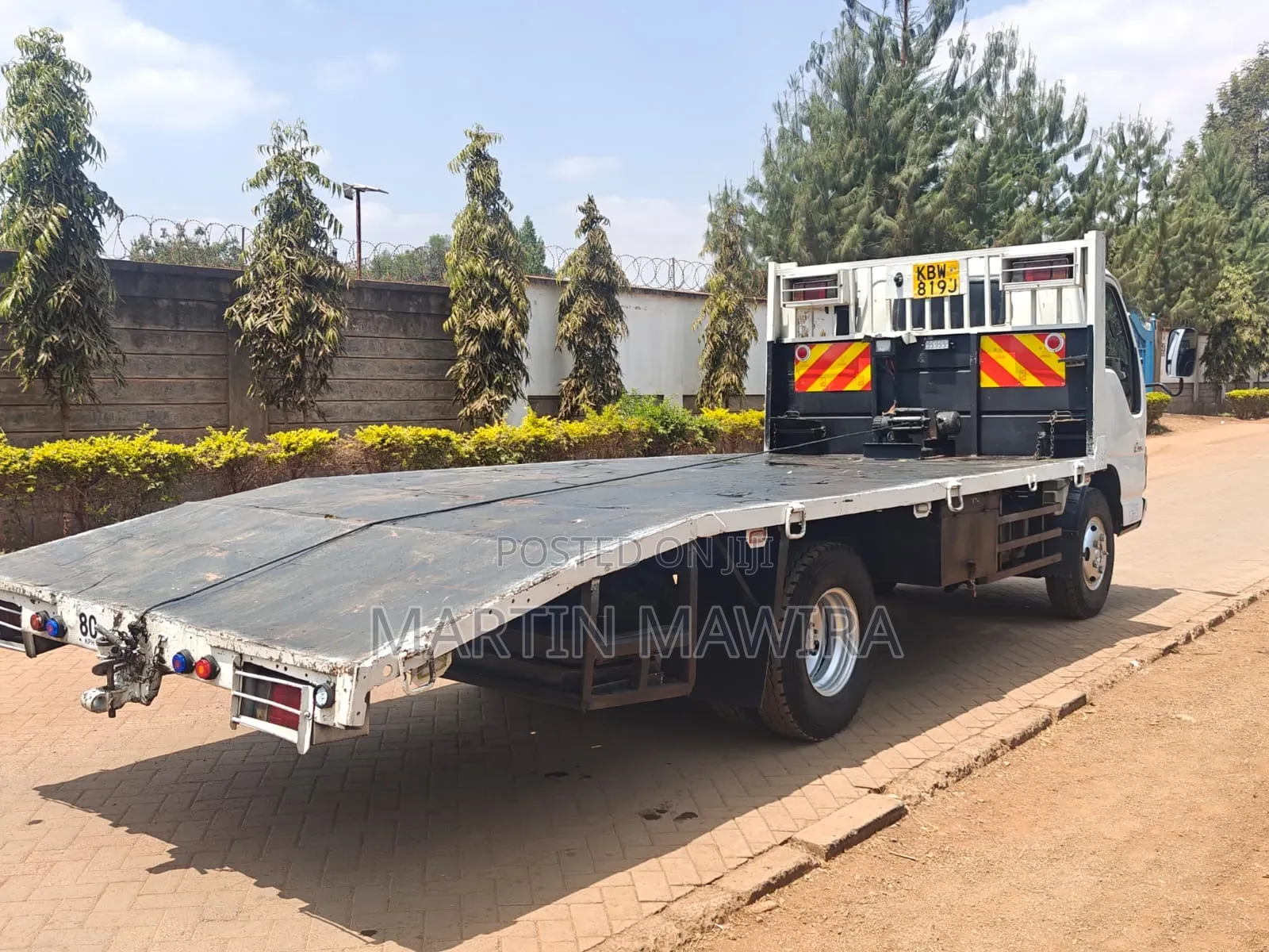 Isuzu NLR Recovery Lorry 2014 White 