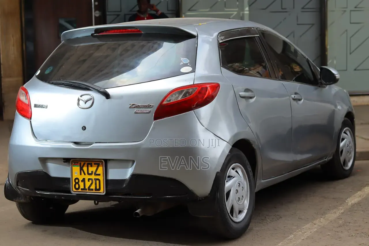 Mazda Demio 2013 Silver