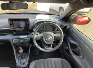 Toyota Yaris 2020 Red