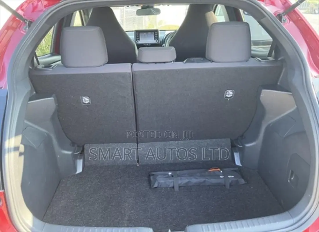Toyota Yaris 2020 Red