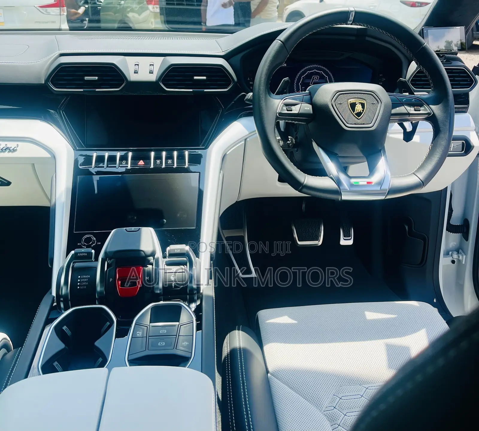 Lamborghini Urus Base 4dr AWD 2020 White