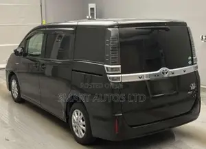 Toyota Voxy Hybrid V 2WD 7-Seater 2019 Black
