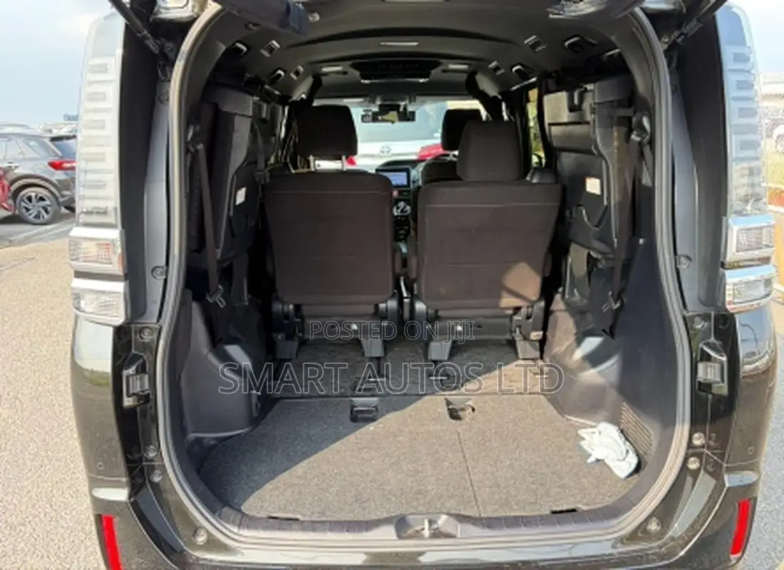Toyota Voxy Hybrid V 2WD 7-Seater 2019 Black