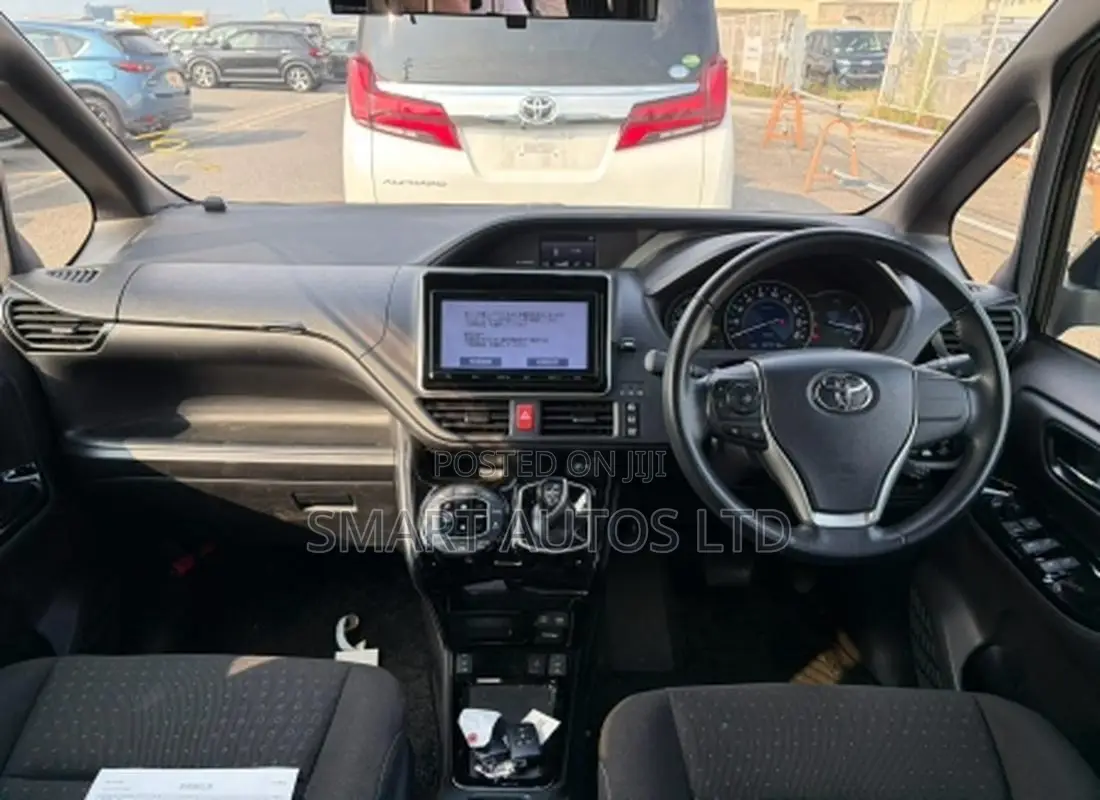 Toyota Voxy Hybrid V 2WD 7-Seater 2019 Black