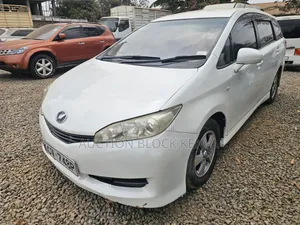 Toyota Wish 2012 White