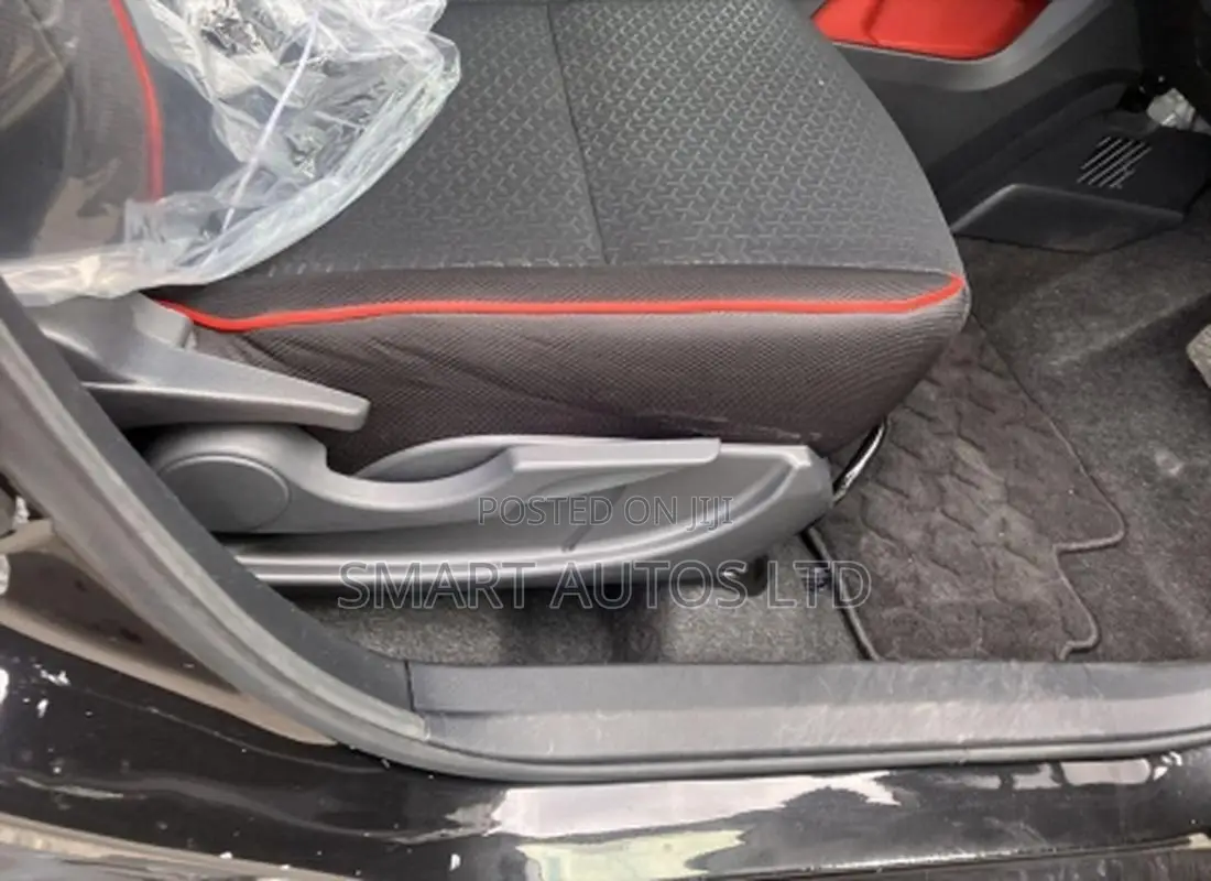 Toyota Raize 2020 Matt Black