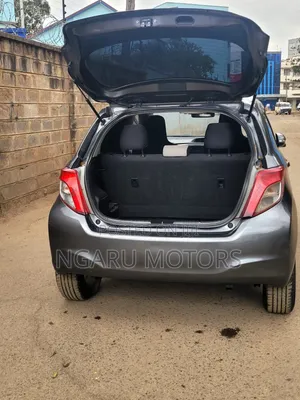 Toyota Vitz 2014 Gray