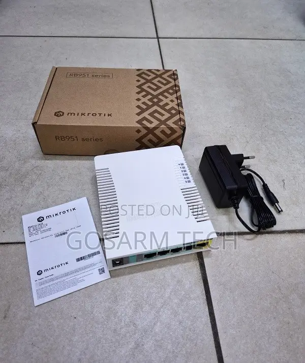 MikroTik RouterBoard RB951Ui-2HnD 5-Port Wireless Router