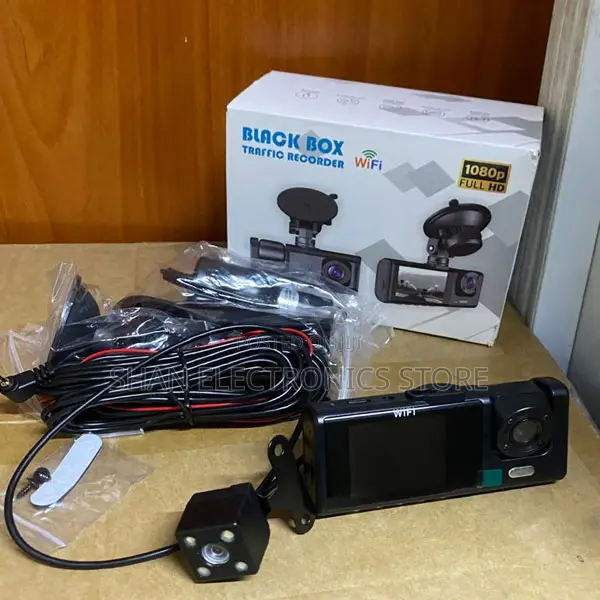 Night Vision Loop Recording C309 Full Coverage 3-Lens WiFi Dash Cam
