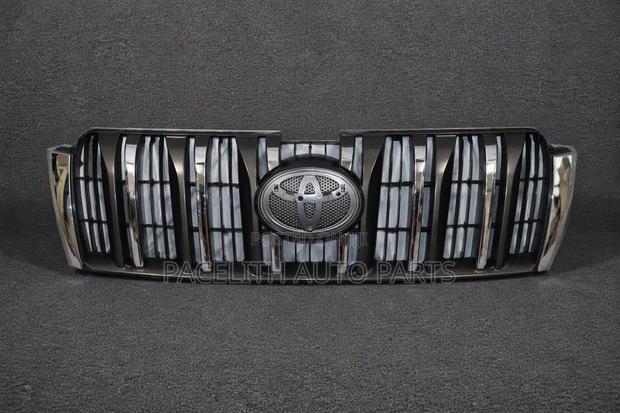 Front Grille Toyota Landcrusier Prado 150 2010/2011/2012/2013 Chrome