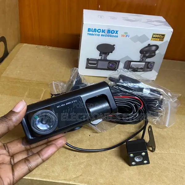 C309 3 Lens Wireless Dash Cam 170° Wide Angle