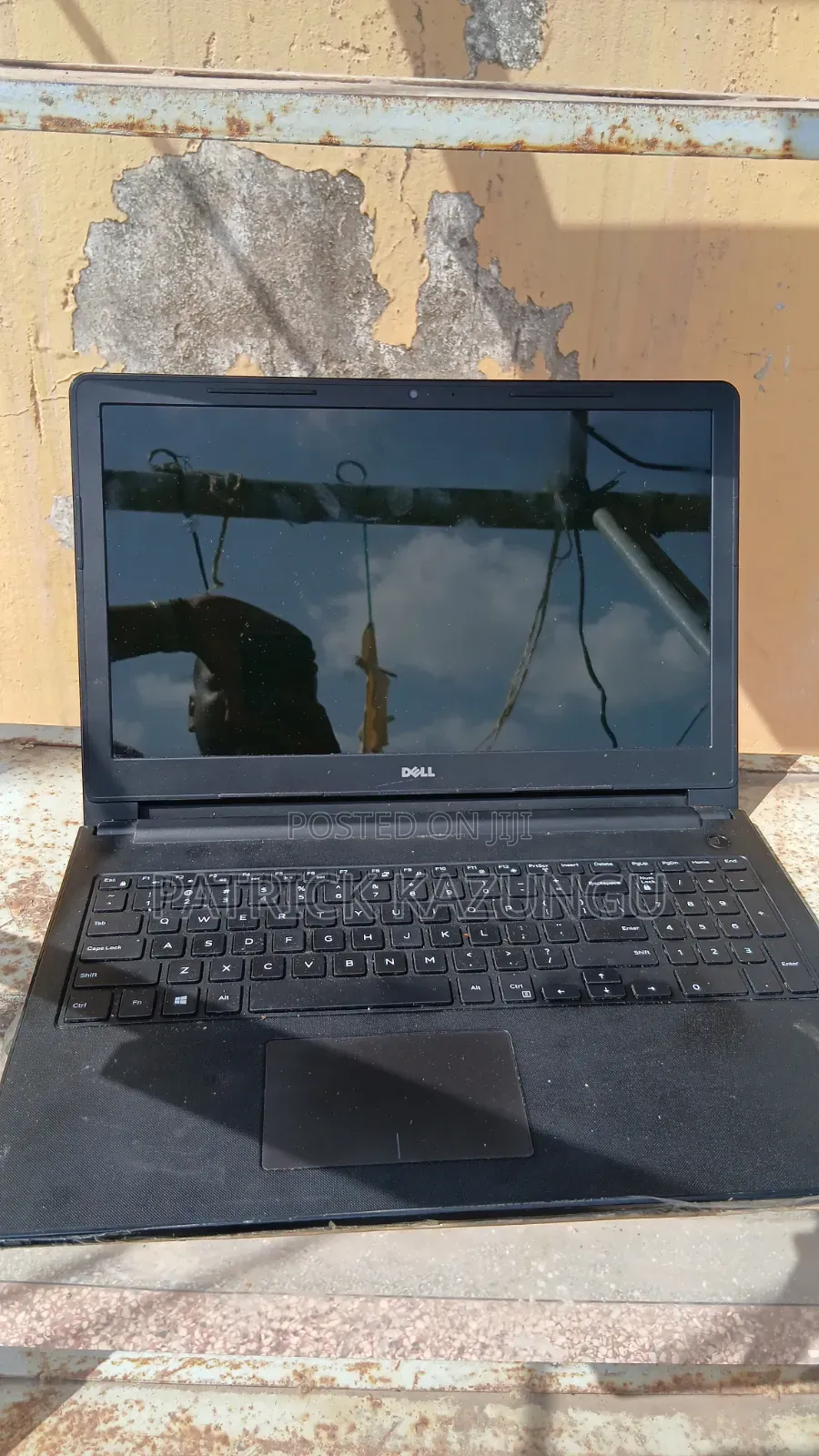 Laptop Dell 4GB Intel Pentium HDD+SSD 256GB