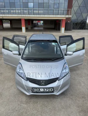 Honda Fit 2013 Silver