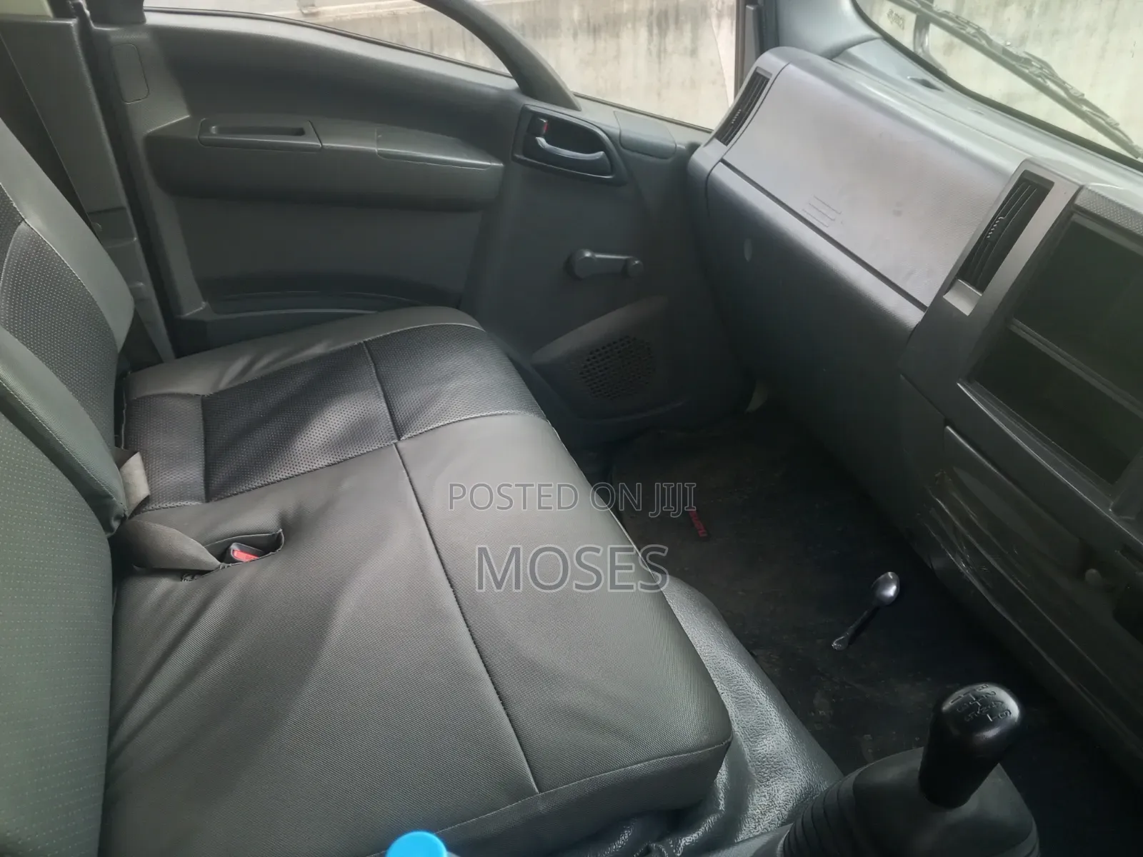 Isuzu NQR Short