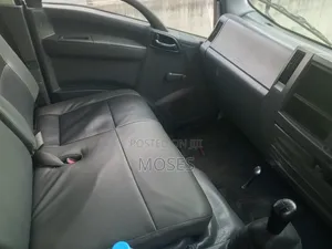 Isuzu NQR Short