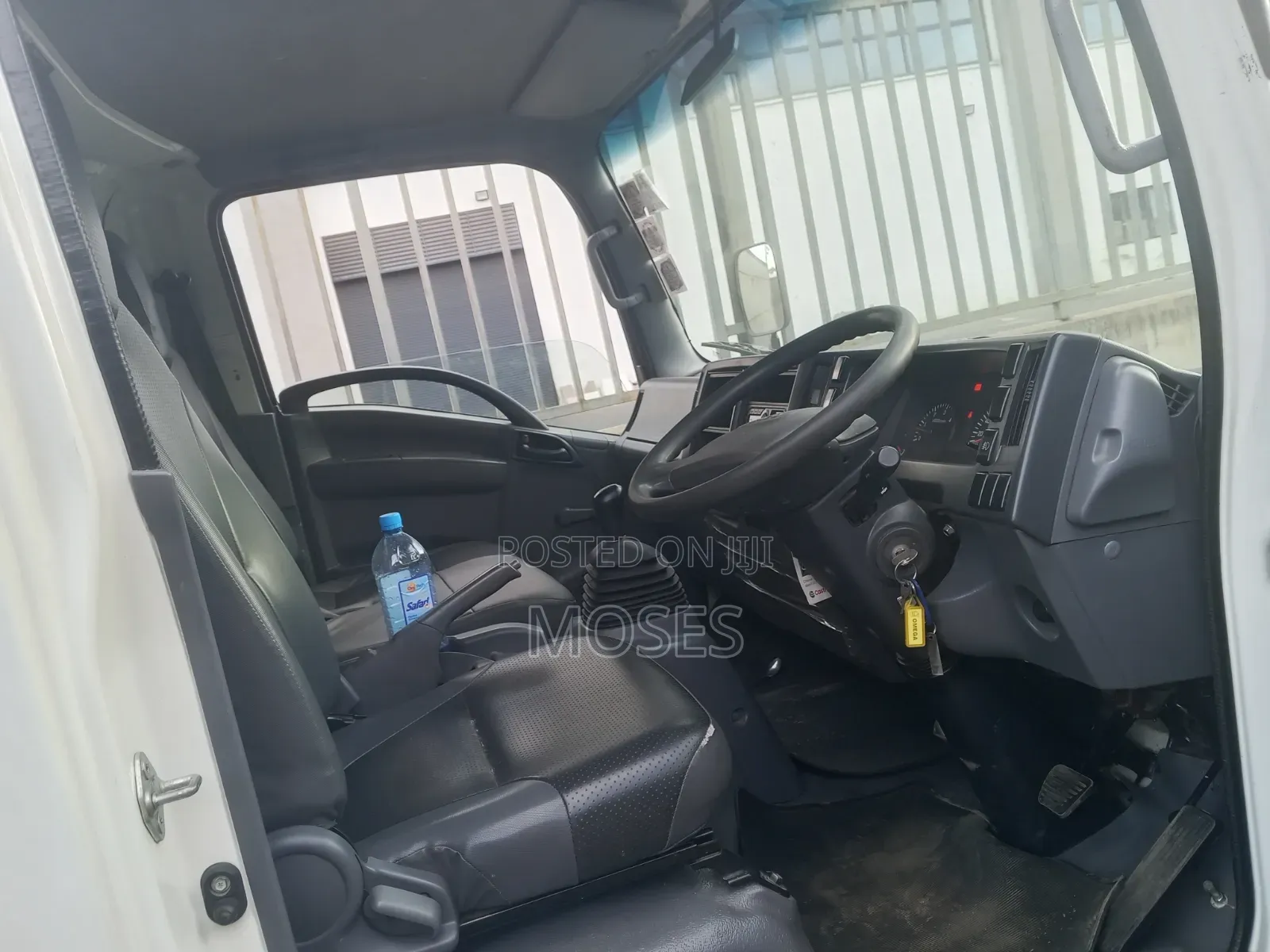 Isuzu NQR Short