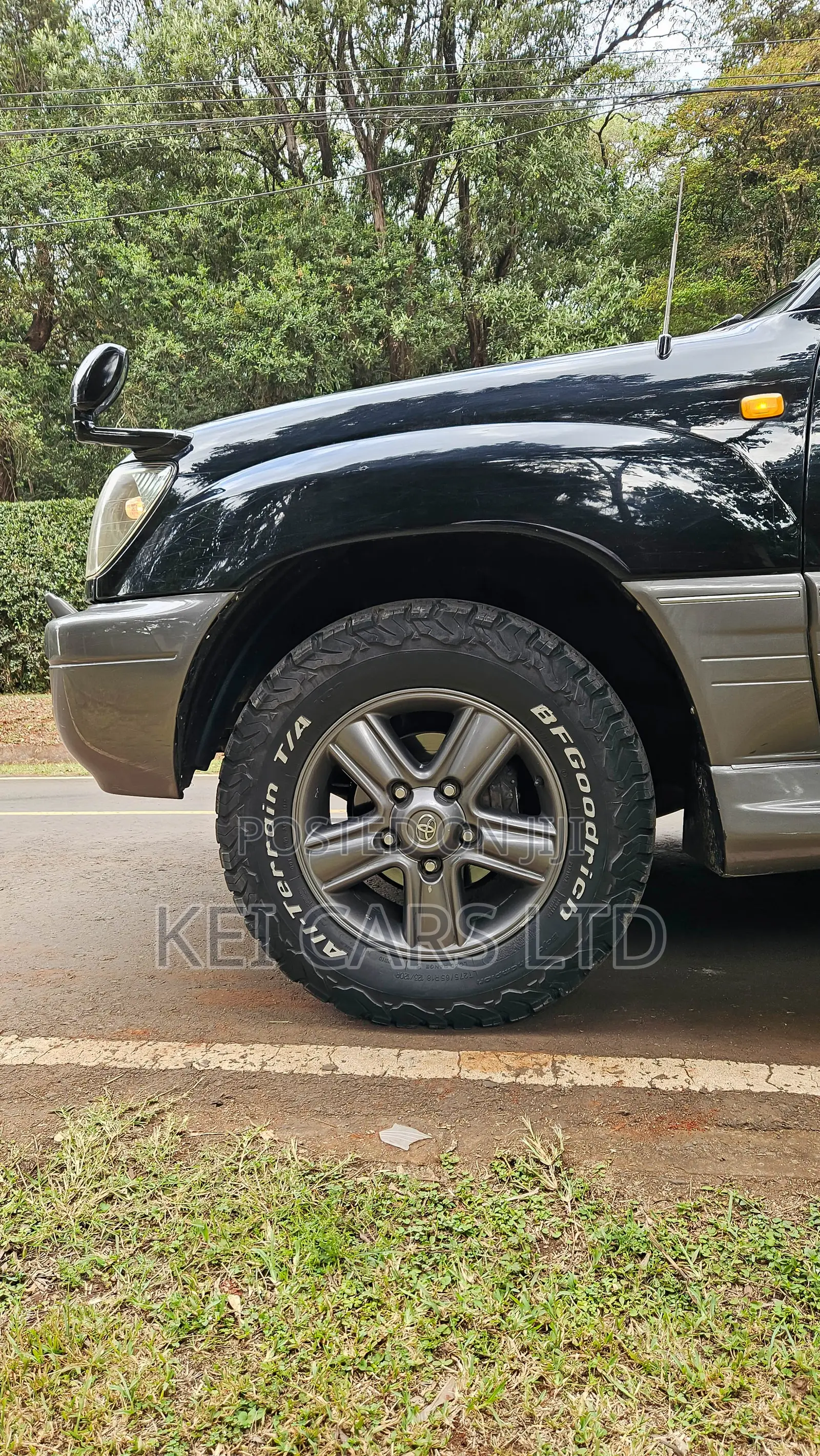 Toyota Land Cruiser 100 4.7 Executive 2006 Black