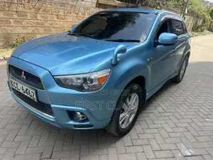 Mitsubishi RVR 2010 Blue