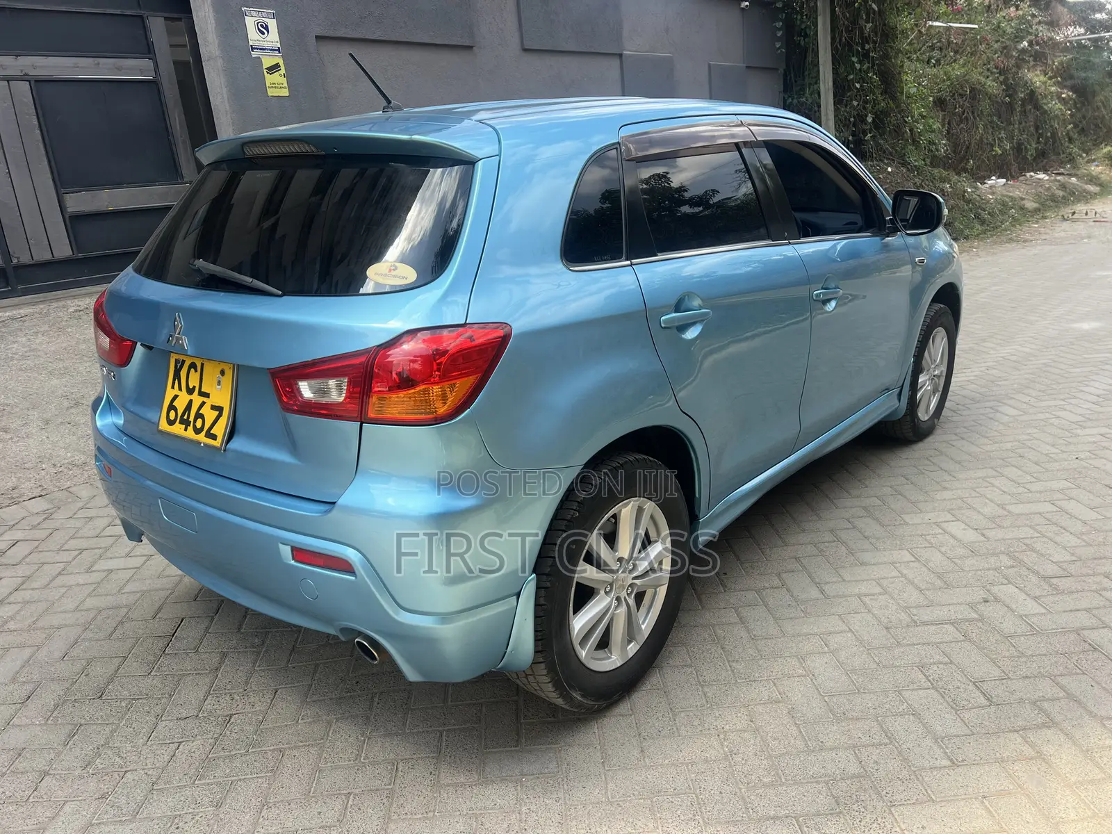 Mitsubishi RVR 2010 Blue