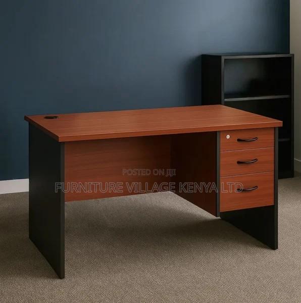 Study Desk; 0.9 M Lockable 3 Drawer Generic Home Office Study Desk - thumbnail 2