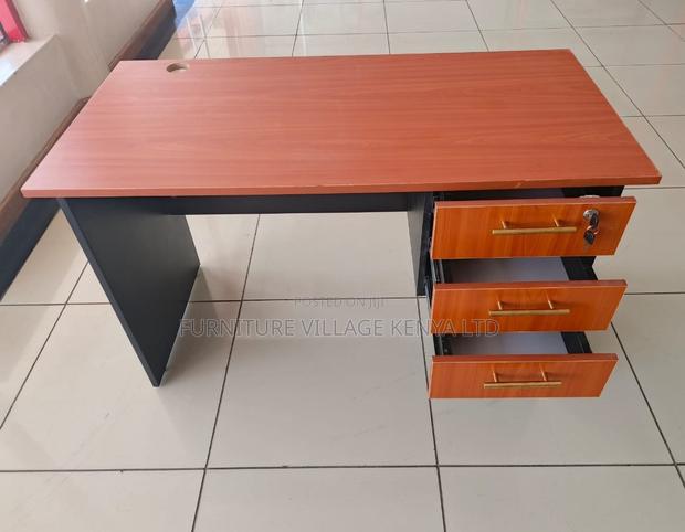 Study Desk; 0.9 M Lockable 3 Drawer Generic Home Office Study Desk - thumbnail 6