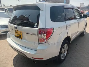 Subaru Forester 2011 White