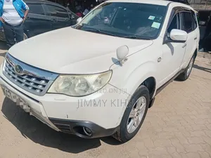 Subaru Forester 2011 White