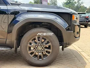 Toyota Land Cruiser Prado 2024 Black