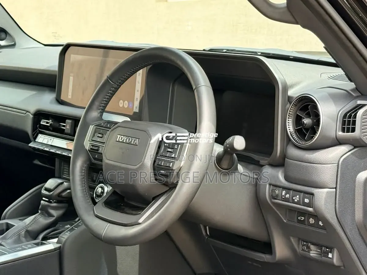Toyota Land Cruiser Prado 2024 Black