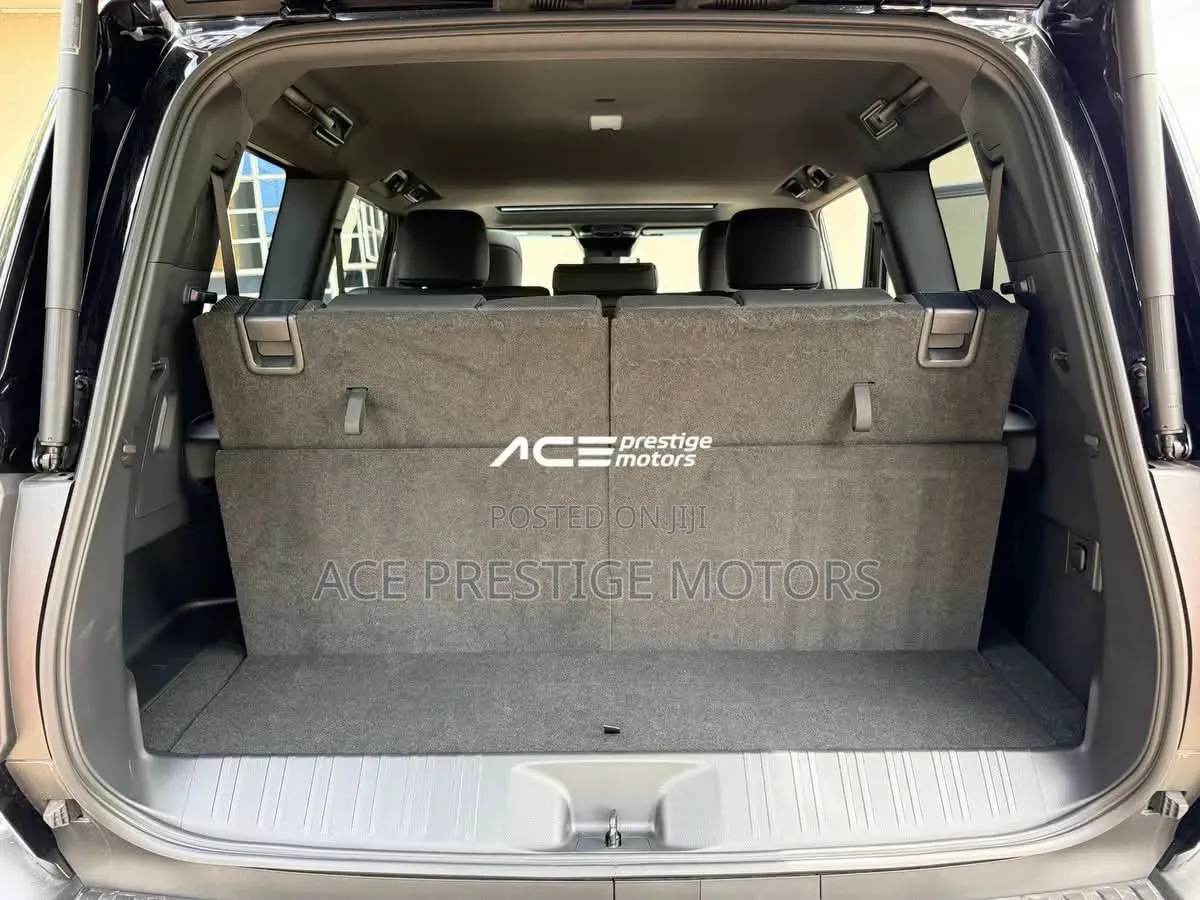 Toyota Land Cruiser Prado 2024 Black