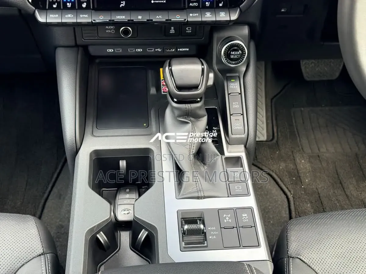 Toyota Land Cruiser Prado 2024 Black