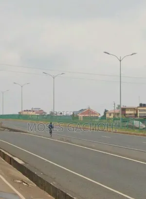 Ruaka Prime Commercial Plot on Tarmac