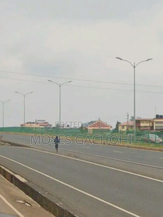 Ruaka Prime Commercial Plot on Tarmac