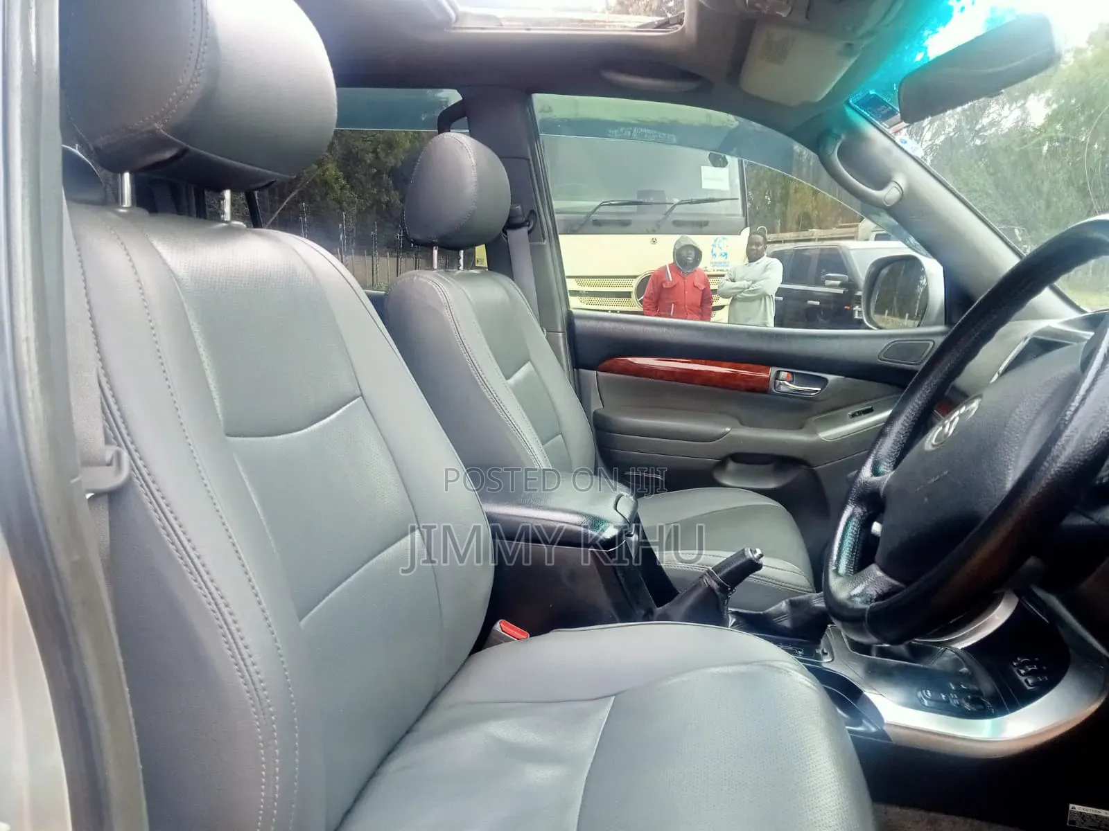 Toyota Land Cruiser 2005 Silver